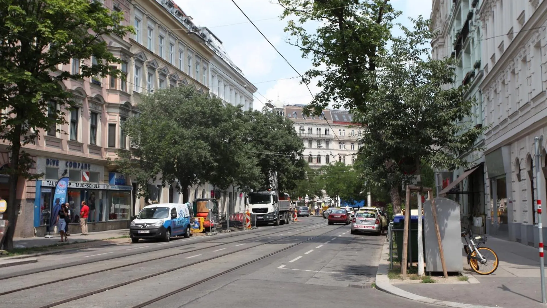 Ruhige Stadtwohnung Mit Balkon Vienna Apartment
